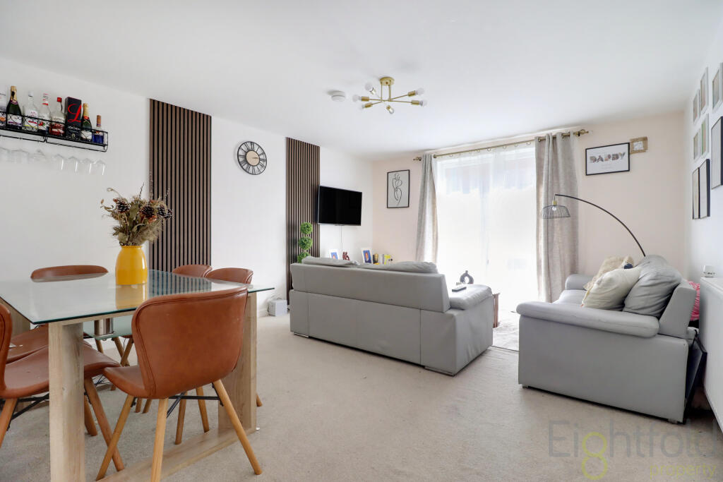 Main image of property: Flat 1, 46 Freehold Terrace, Brighton, East Sussex
