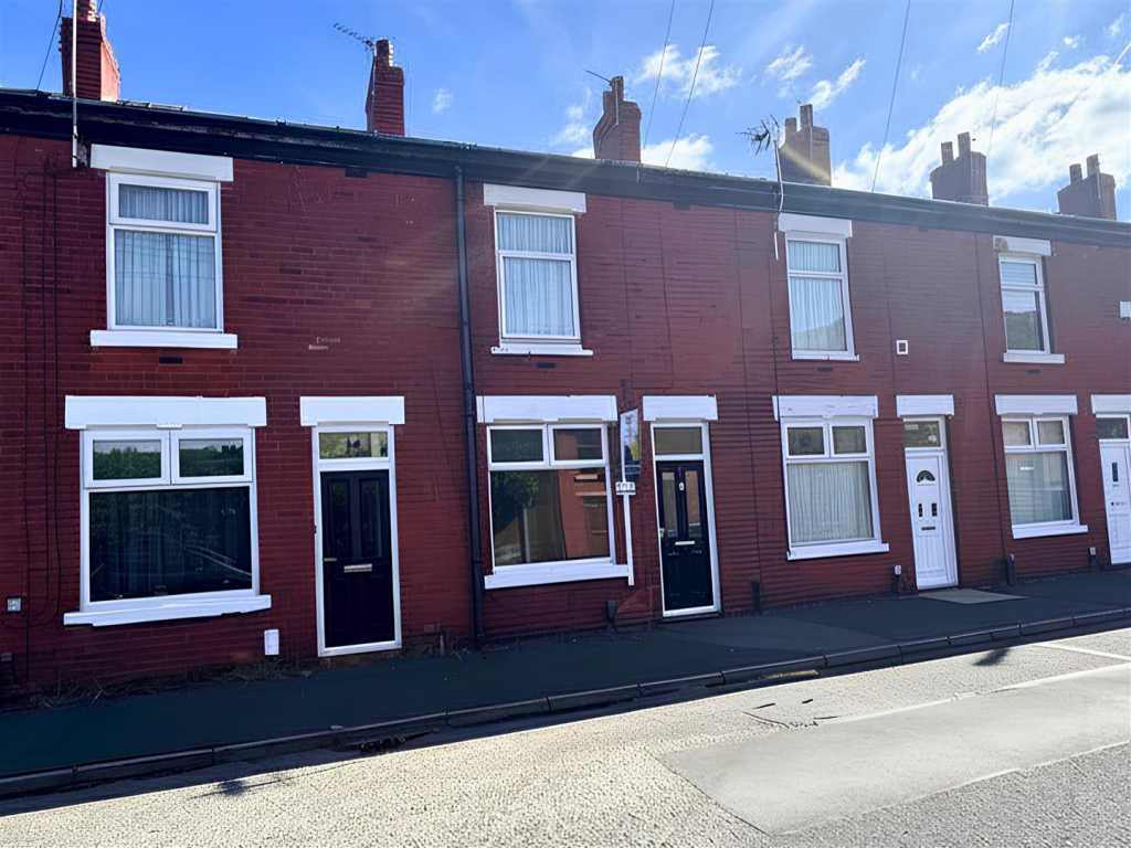 Main image of property: Cale Street, Stockport