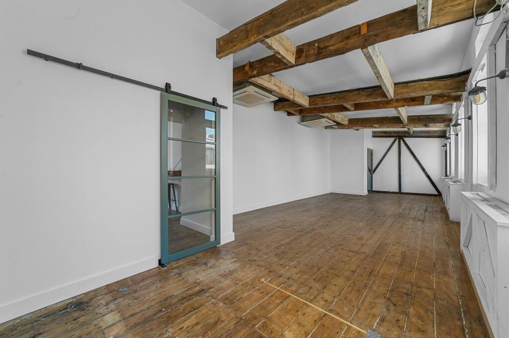 MD-BC19BethnalGreenRoad-10.jpg