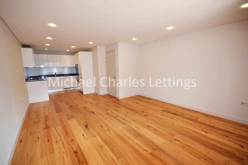 Main image of property: Middle Lane, Crouch end, N8