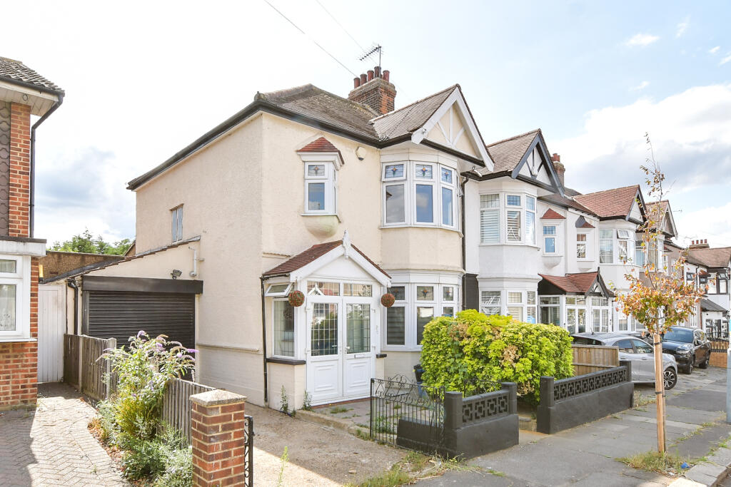 Main image of property: Hamilton Avenue, Barkingside, Ilford, Redbridge