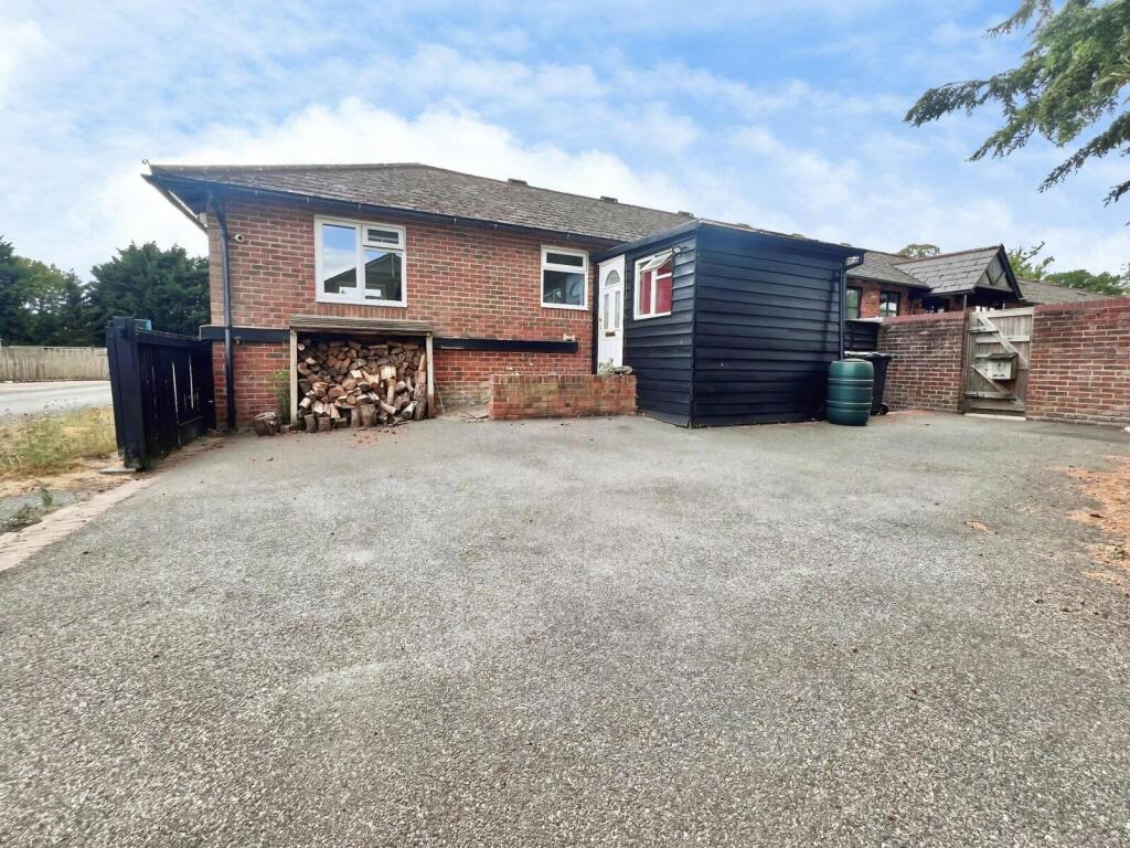 Main image of property: Whitchurch Hill, Reading, Oxfordshire, RG8