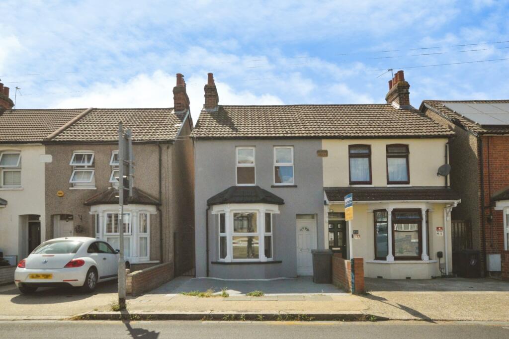 Main image of property: Park Lane, HORNCHURCH, Essex, RM11