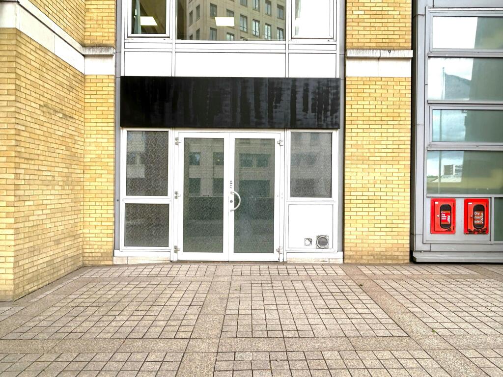 Exterior 2.jpg