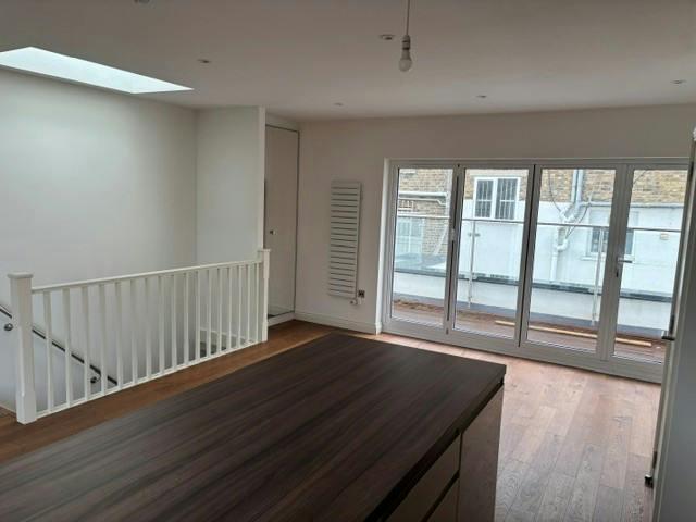Reception Room doors to balcony.jpg
