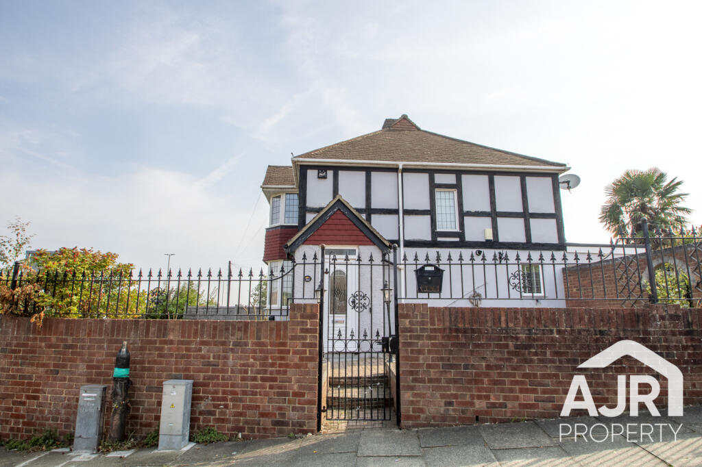 Main image of property: East Rochester Way, Sidcup, DA15 8TE
