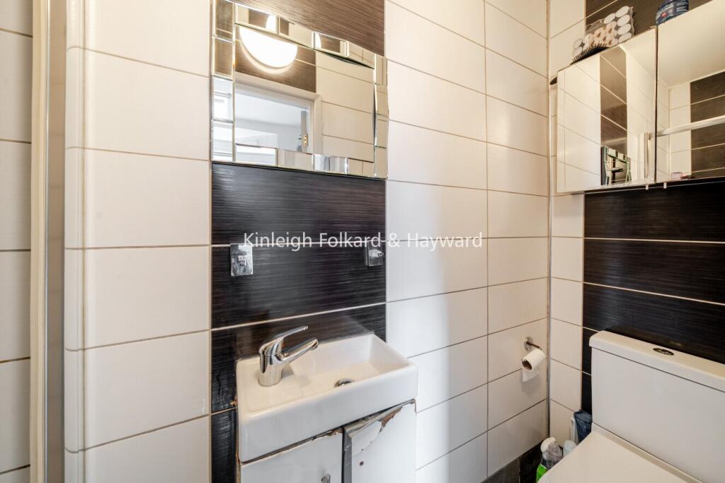 Main image of property: Corbyn Street, London, N4