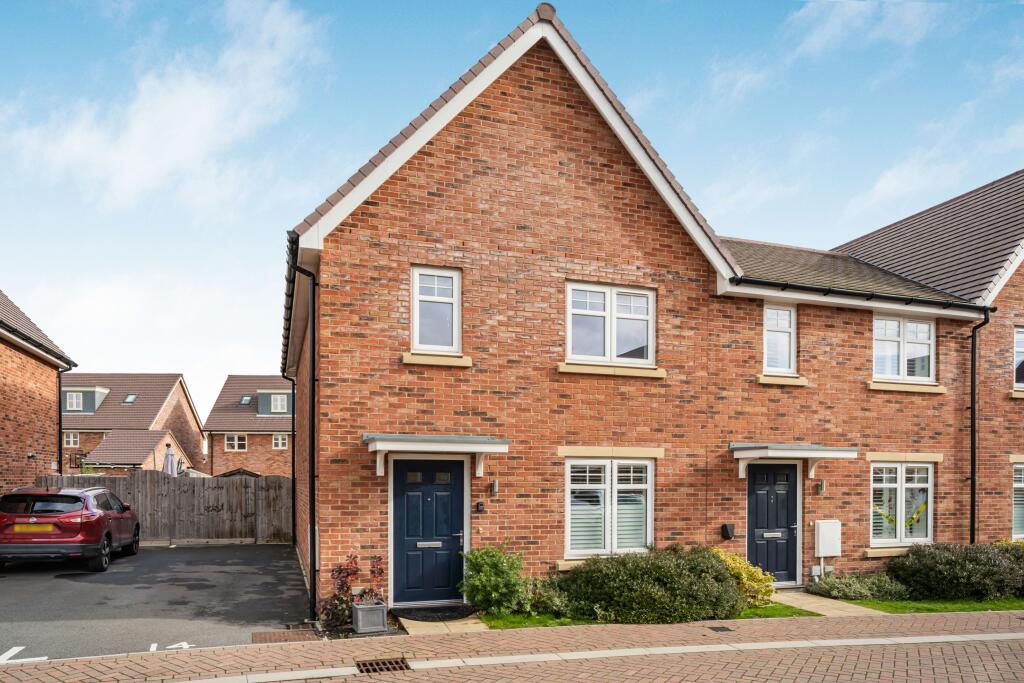 Main image of property: Falcon Way, St Albans, AL4