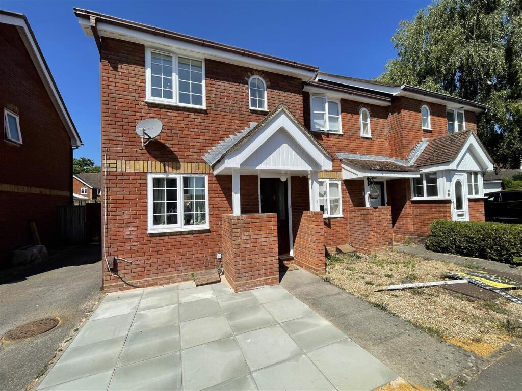 Main image of property: Jenkyns Close, Botley