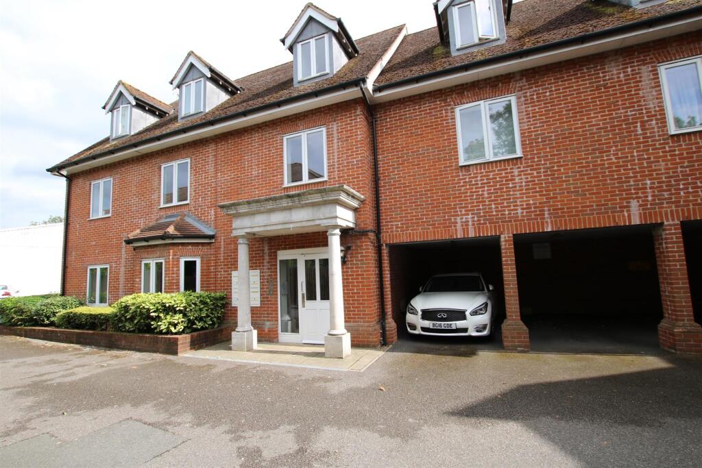Main image of property: Hurst Park, Horsham, West Sussex