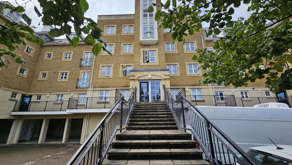 Main image of property: Sandpiper Close, Dartford DA9