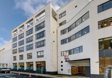 Clove Building Southbank Hero RX London.jpg
