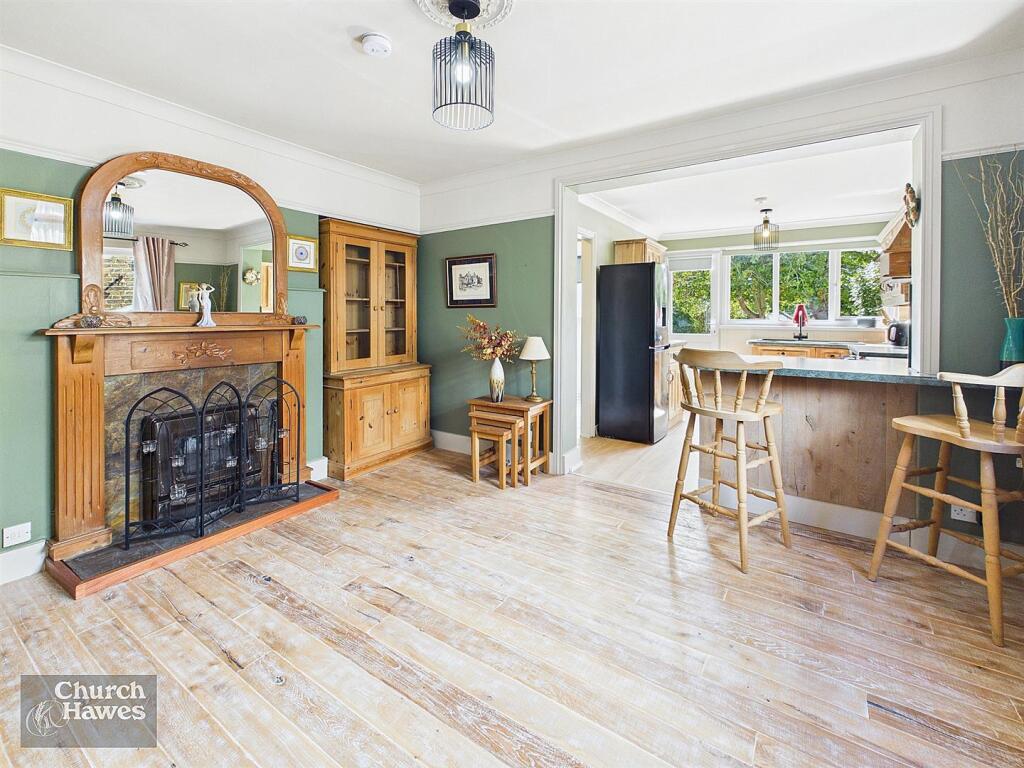 Main image of property: Main Road, Bicknacre