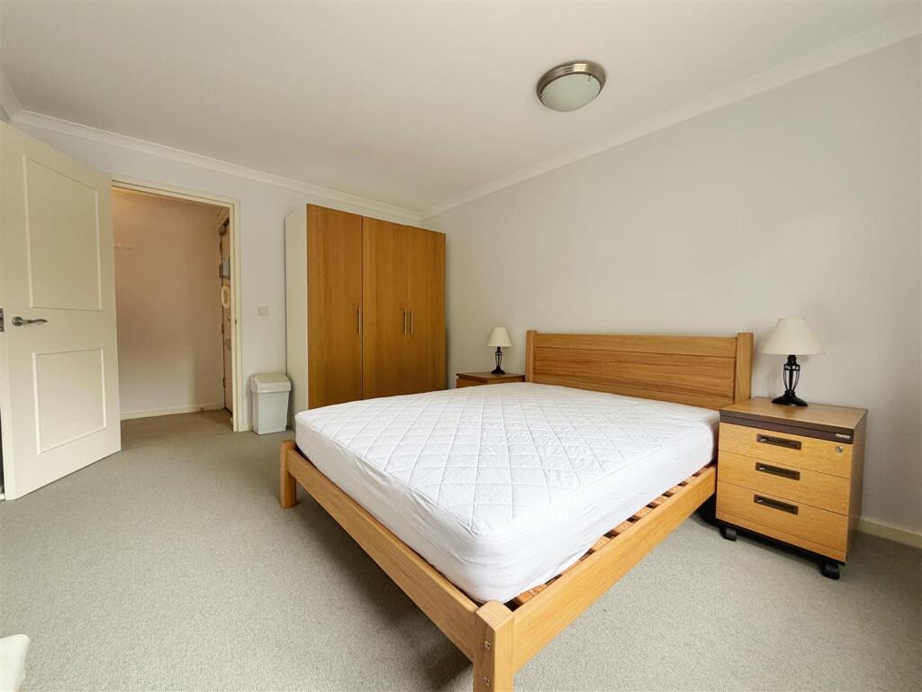 Main image of property: William Court, Buckingham Close, London