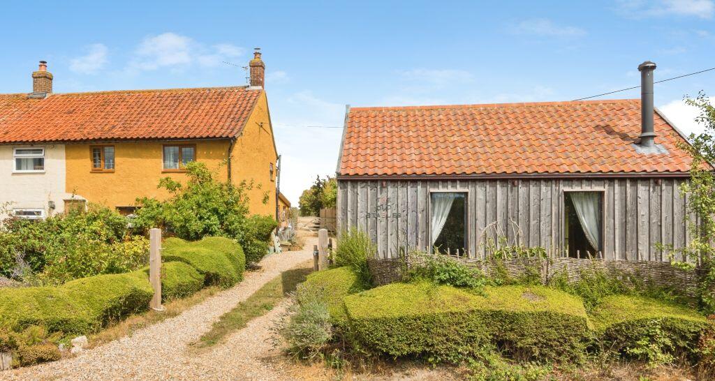 Main image of property: Loddon Road, Mundham, Norwich