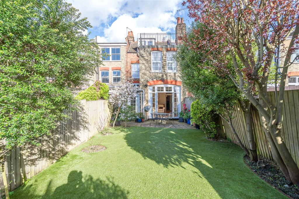 Main image of property: Curzon Road, London, N10