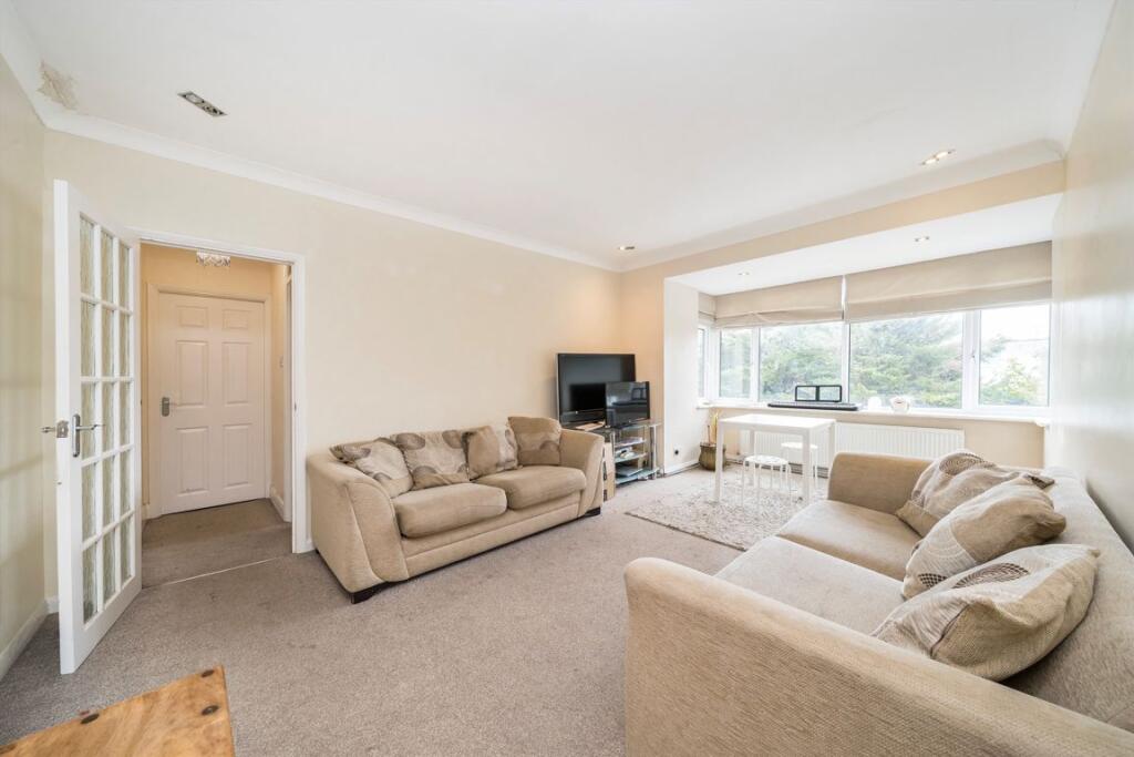 Main image of property: Brondesbury Park, Queens Park