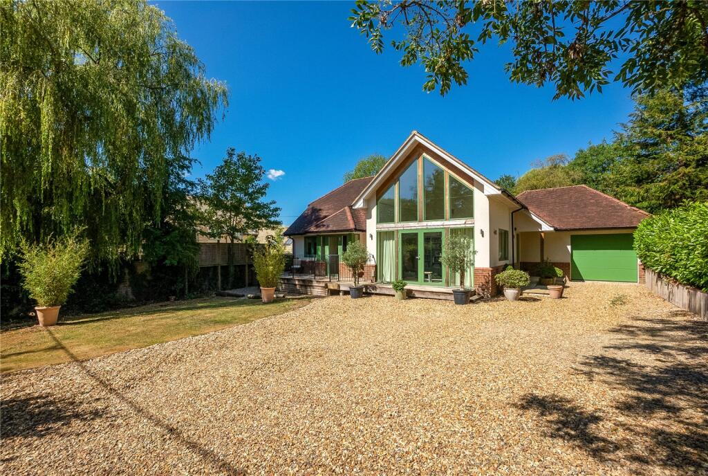 Main image of property: Common Lane, Chipping Norton, Oxfordshire, OX7