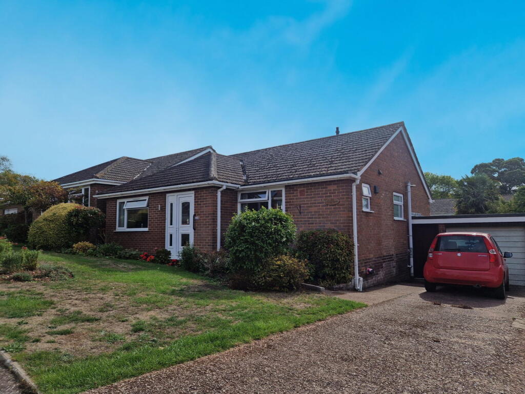 Main image of property: Long Park, Woodbury, Exeter, EX5 1JB