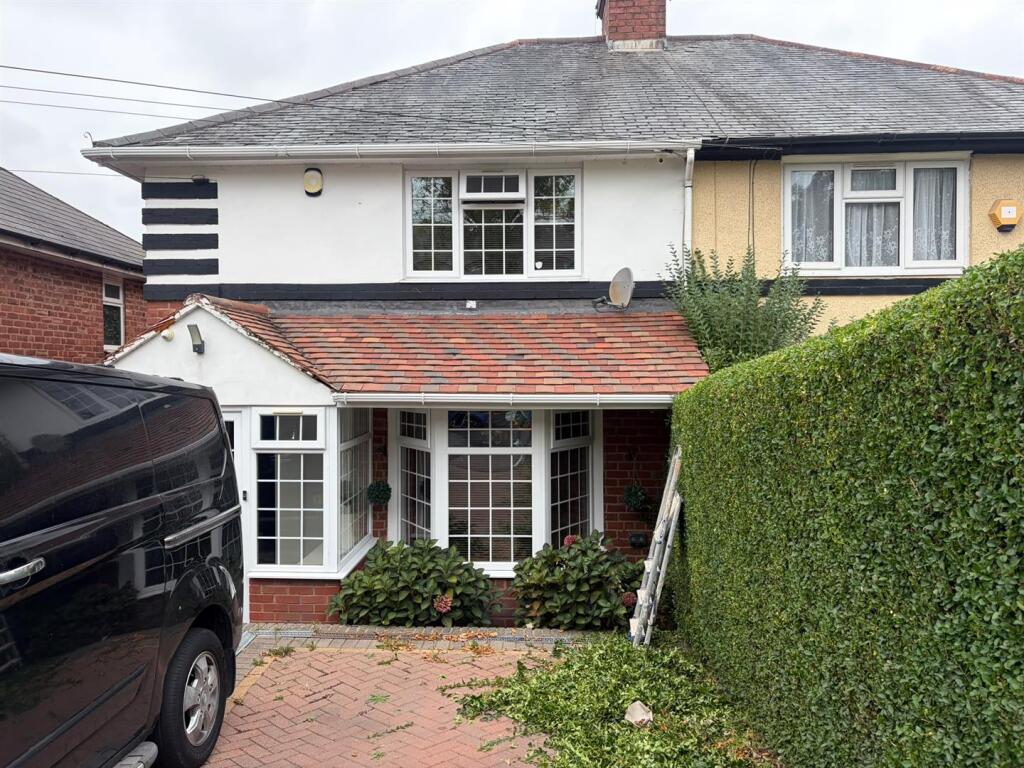 Main image of property: Woodhouse Road, Quinton, Birmingham