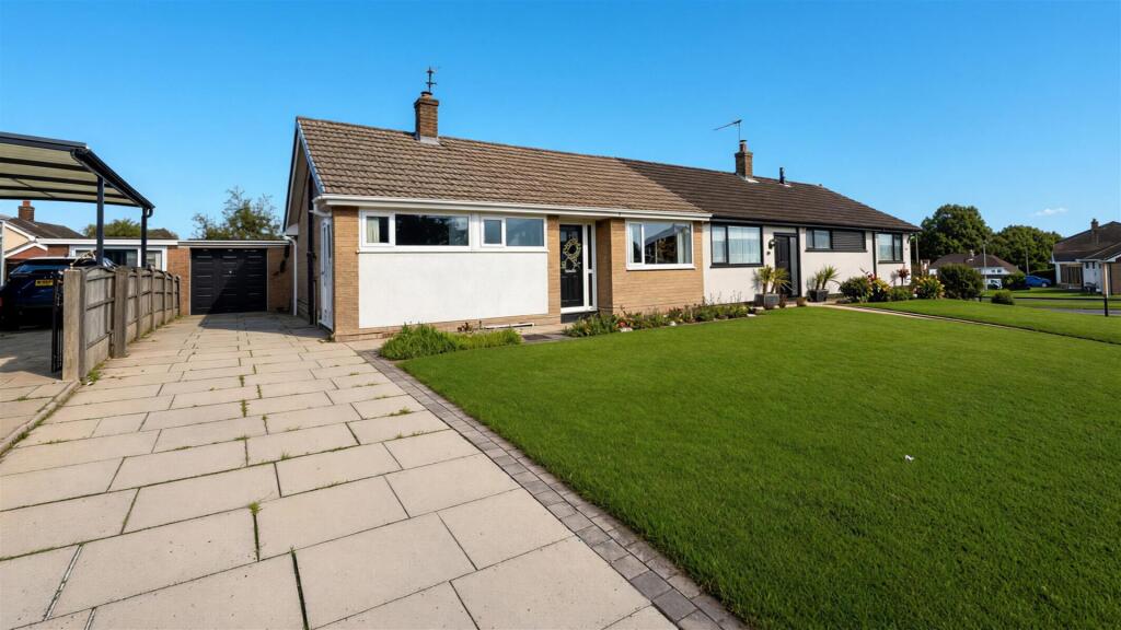 Main image of property: Trent Road, Billinge, Wigan, WN5 7QT
