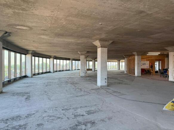Monocle Office Space - Empty Floor 4