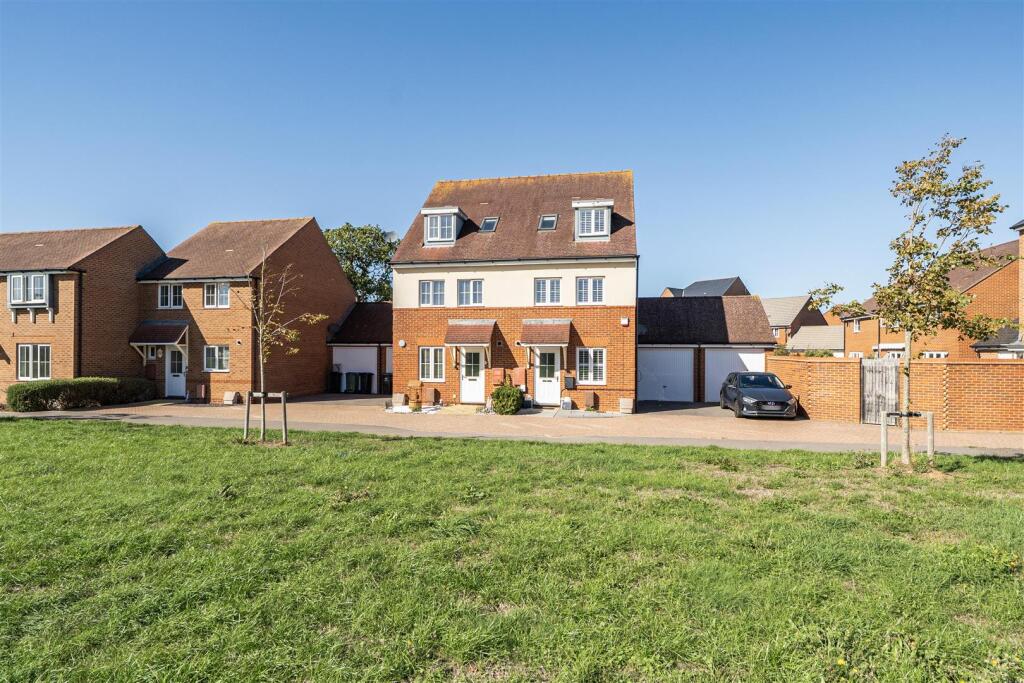 Main image of property: Lime Kiln Coppice, Felpham