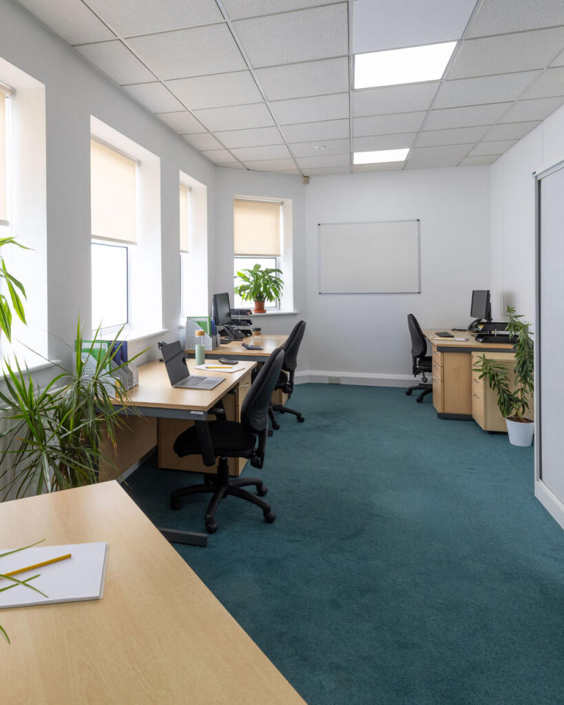 5/6 Person Ground Floor Office To Rent In Hitchin