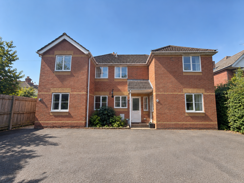 Main image of property: Romsey Road, Shirley, Southampton