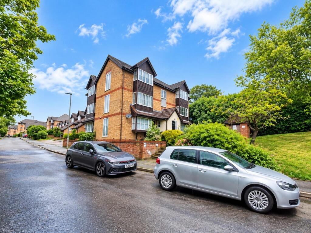 Main image of property: Orchard Grove, Anerley, London, SE19
