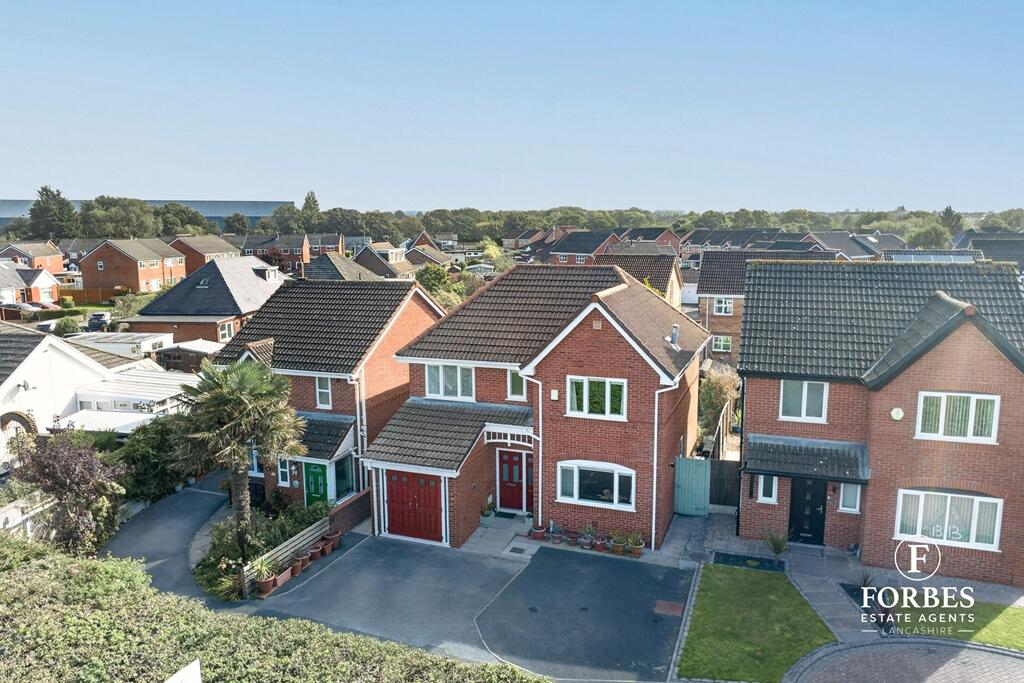 Main image of property: Duttonfield Close, Farington Moss, Leyland, PR26