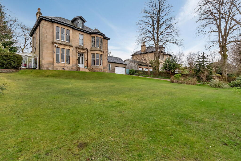 Main image of property: Lynwood, 38 Middlemuir Road,  Lenzie, Kirkintilloch, Glasgow, G66 4NA