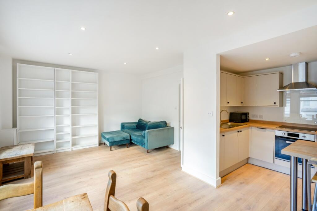 Main image of property: Lavender Hill London SW11