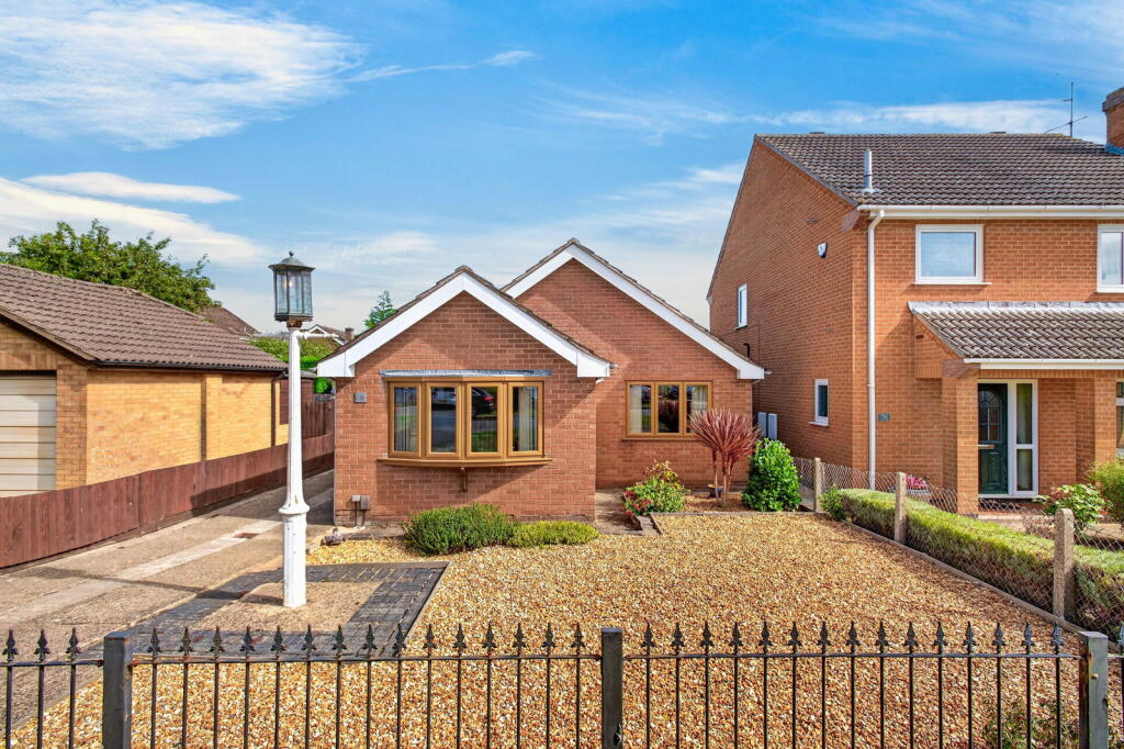 Main image of property: Cransley Hill, Broughton, NN14