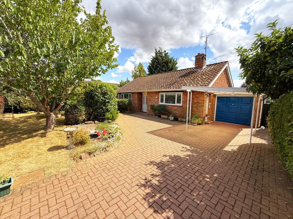 Main image of property: Dersingham