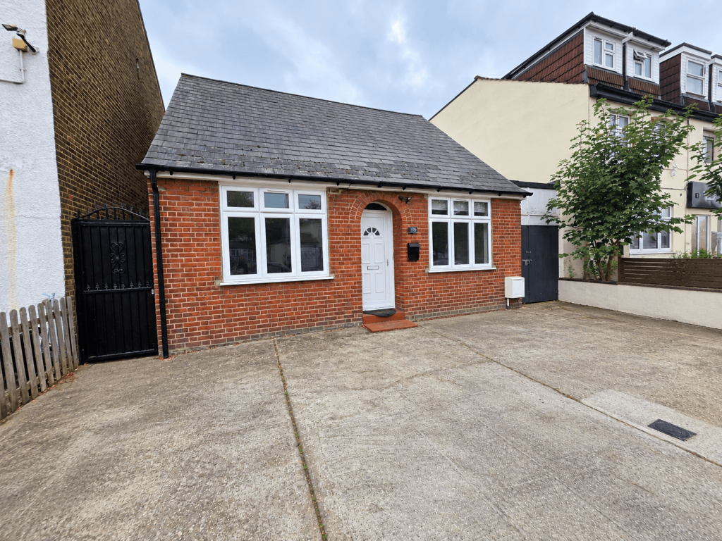 Main image of property: London Road, Romford, RM7 9DJ