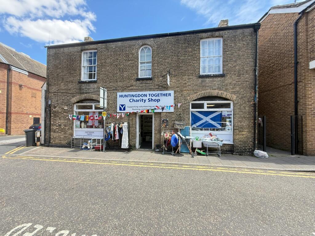 Main image of property: 1  1A Princes Street, Huntingdon, PE29 3PA