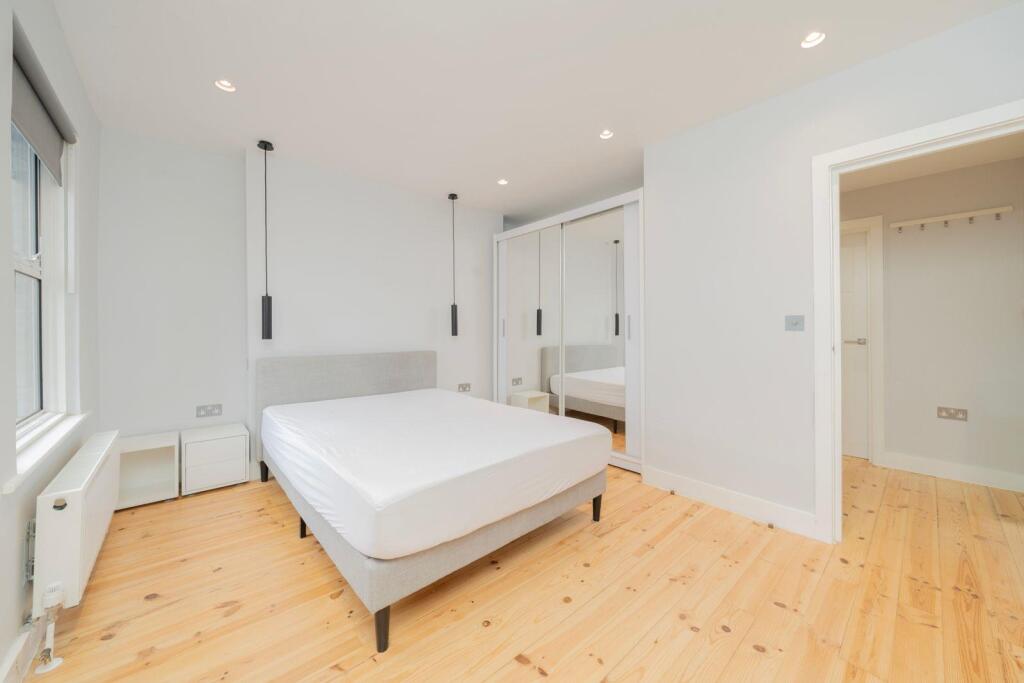 Main image of property: Kingsgate Place, London