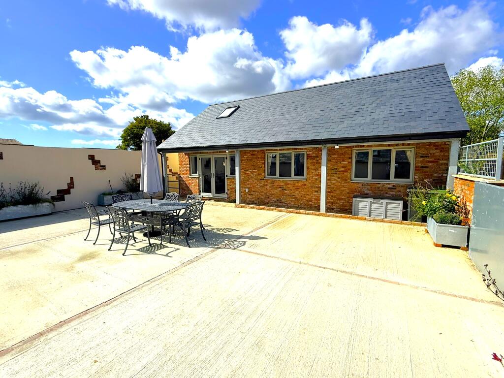 Main image of property: Knockbridge Farm Barn, Laurel Lane, Icklesham, East Sussex