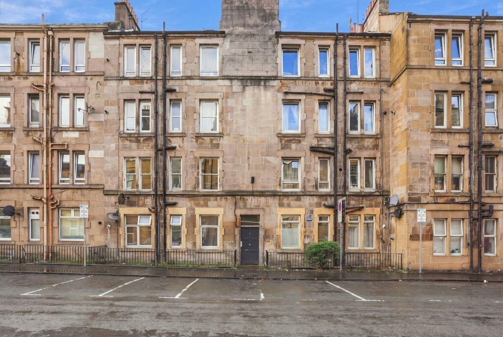 Main image of property: 8/13 Wardlaw Place, Gorgie, Edinburgh, EH11 1UB