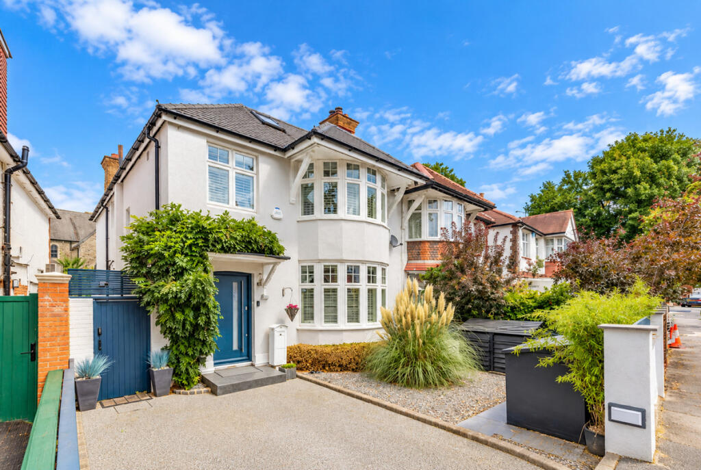 Main image of property: Elm Crescent, London, W5
