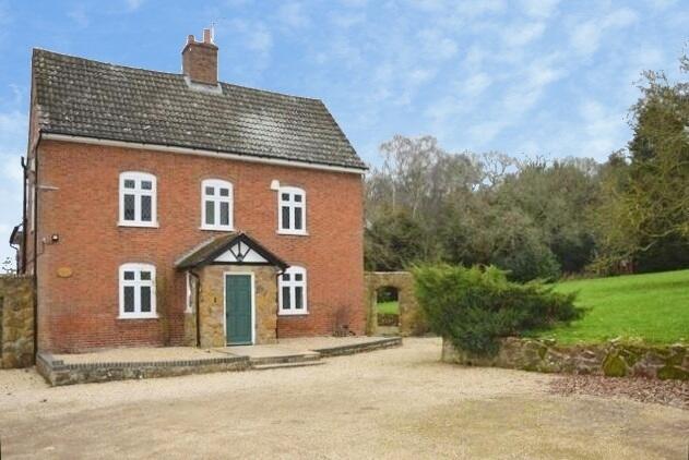 Main image of property: Kinwalsey Lane, Meriden, Coventry