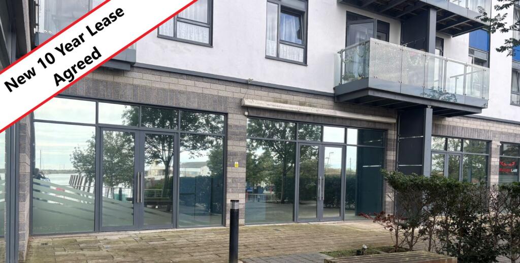 Main image of property: Unit 3 The Boathouse, Ocean Drive, Gillingham, Kent, ME7 1FT