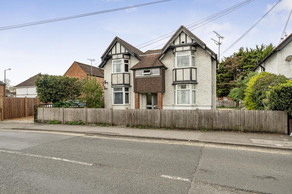 Main image of property: Forlease Rd, Maidenhead, SL6