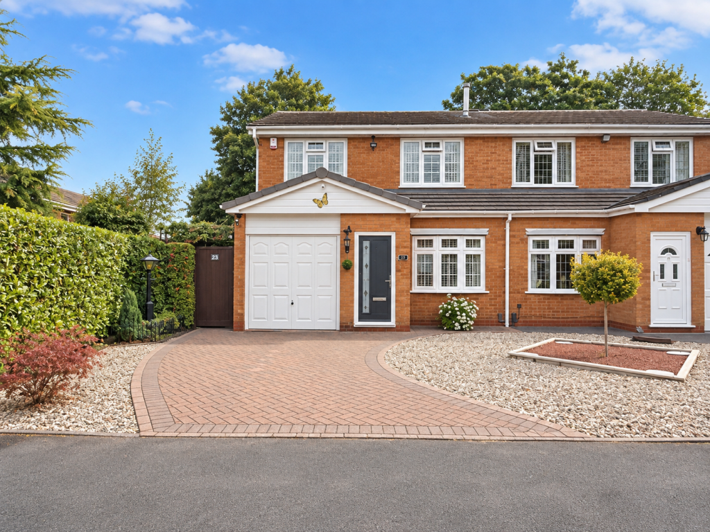 Main image of property: Swansbrook Gardens, Birmingham, B38 0BJ