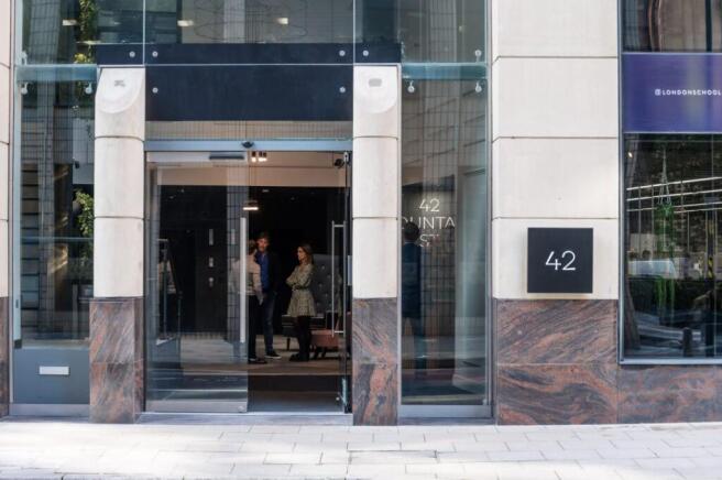 42 Fountain Street - Entrance