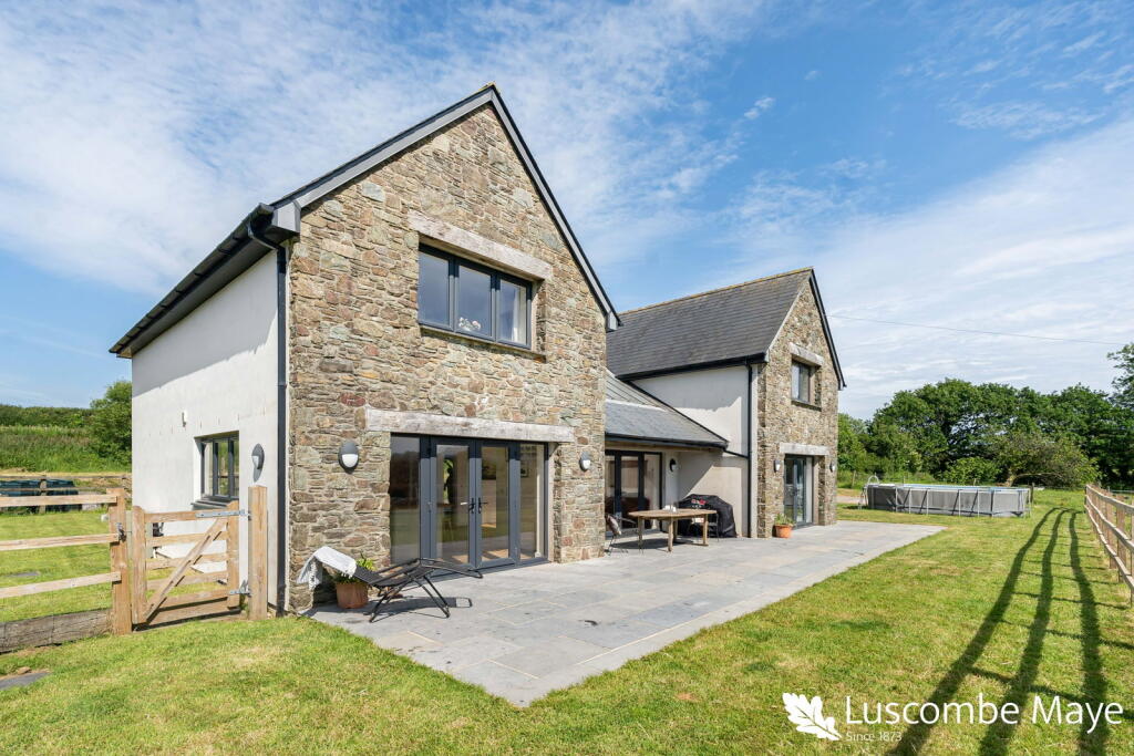 Main image of property: Modbury, PL21