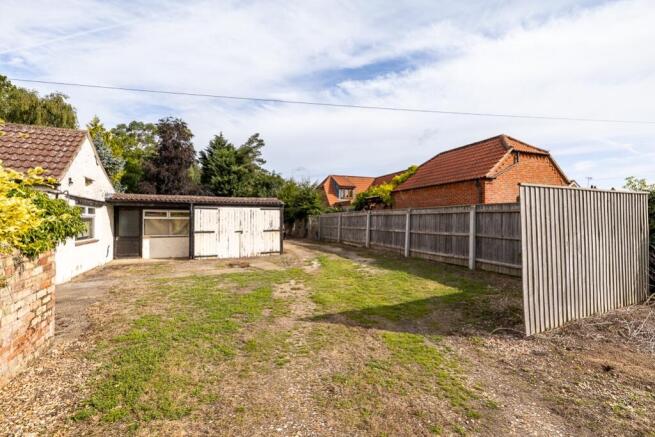 Land, Wheelwrights Cottage (Louth)-12