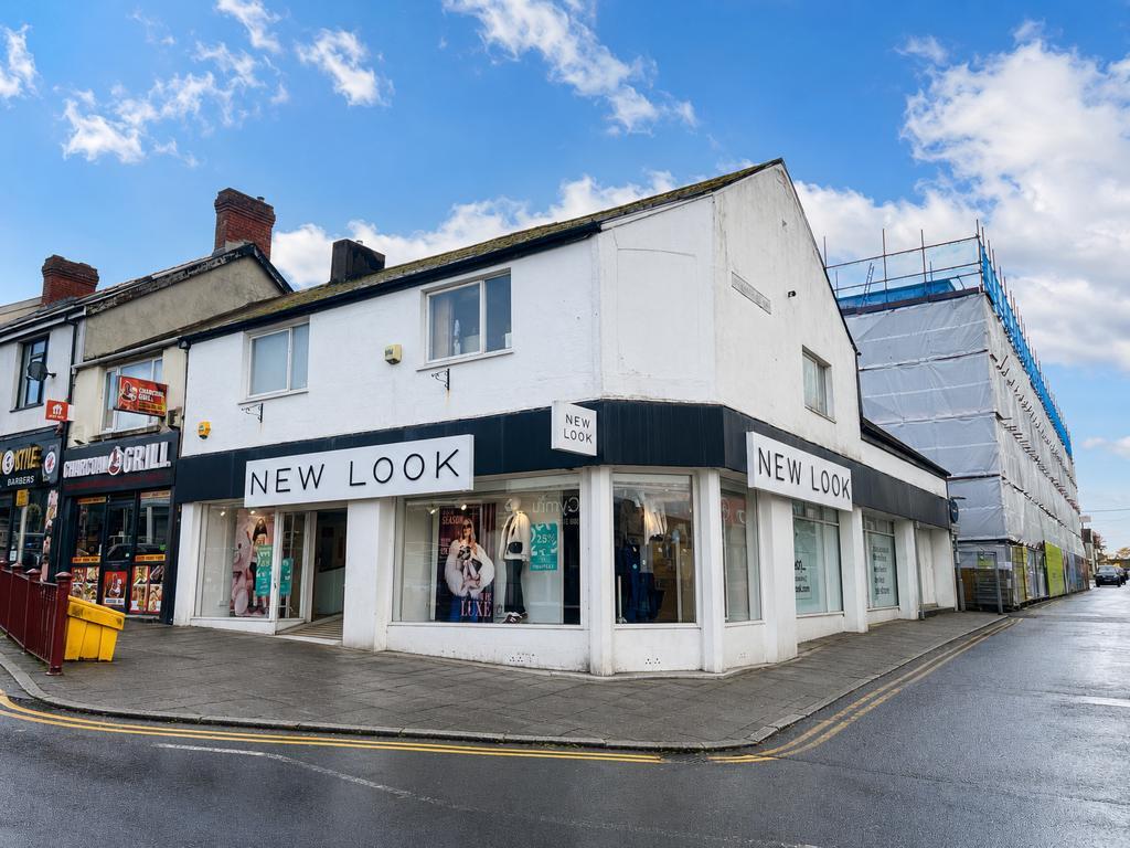 Main image of property: 75, Cardiff Road, Caerphilly, CF83 1FP