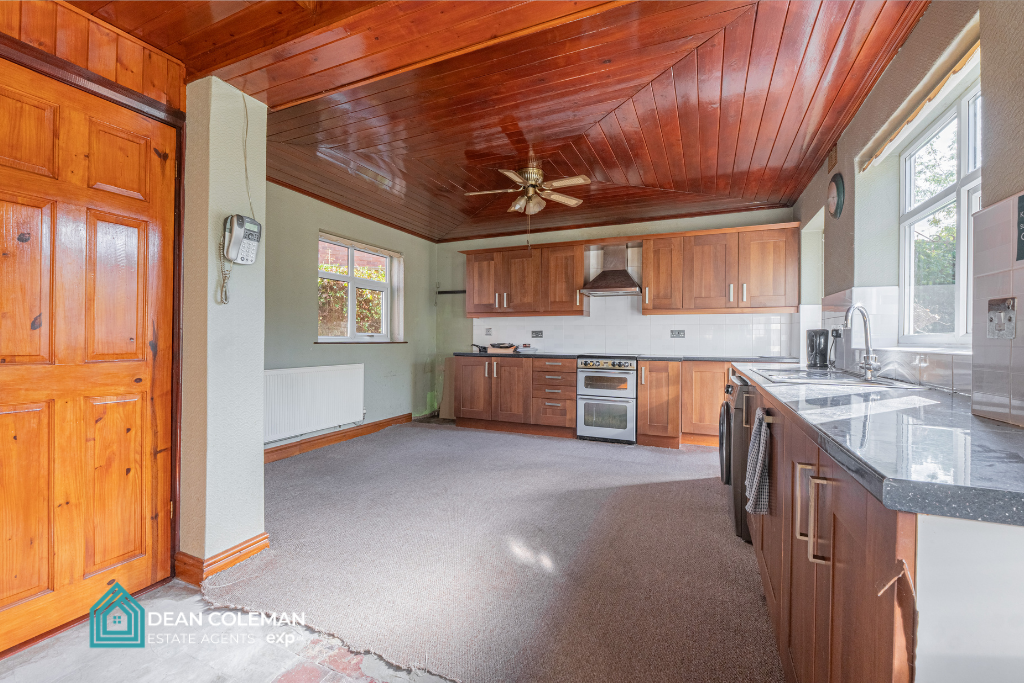 Main image of property: Dane Grove, Moseley, B13 8PP
